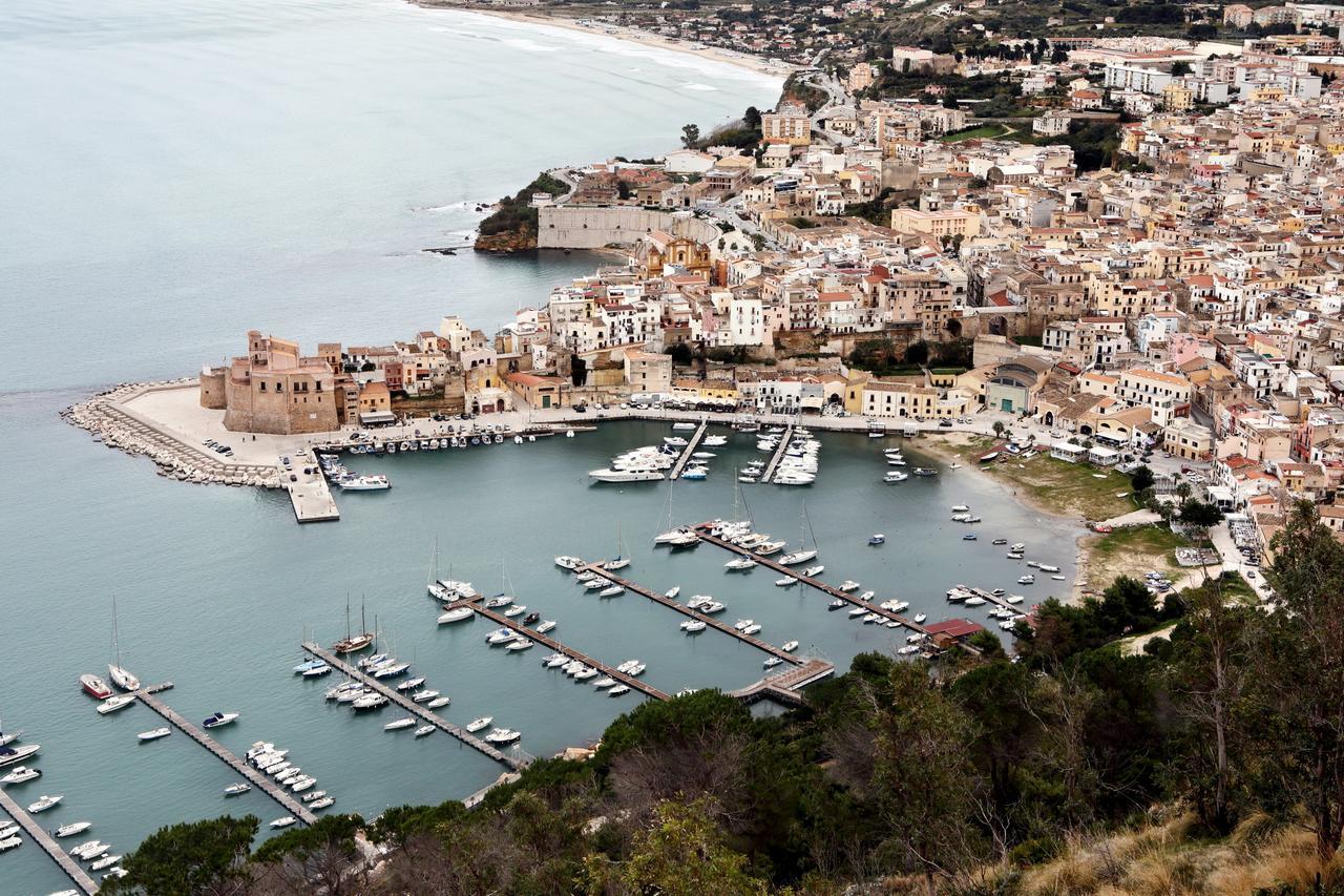 Casa Le Nereidi Daire Castellammare del Golfo Dış mekan fotoğraf